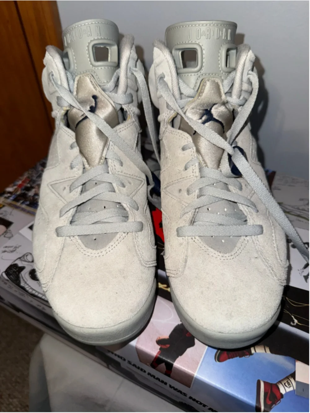 Men's Jordan Air Jordan 6 Retro Sneakers Size 8.5 Magnet/ College Navy